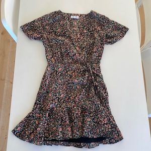 BB Dakota Summer Dress! Perfect Condition!
